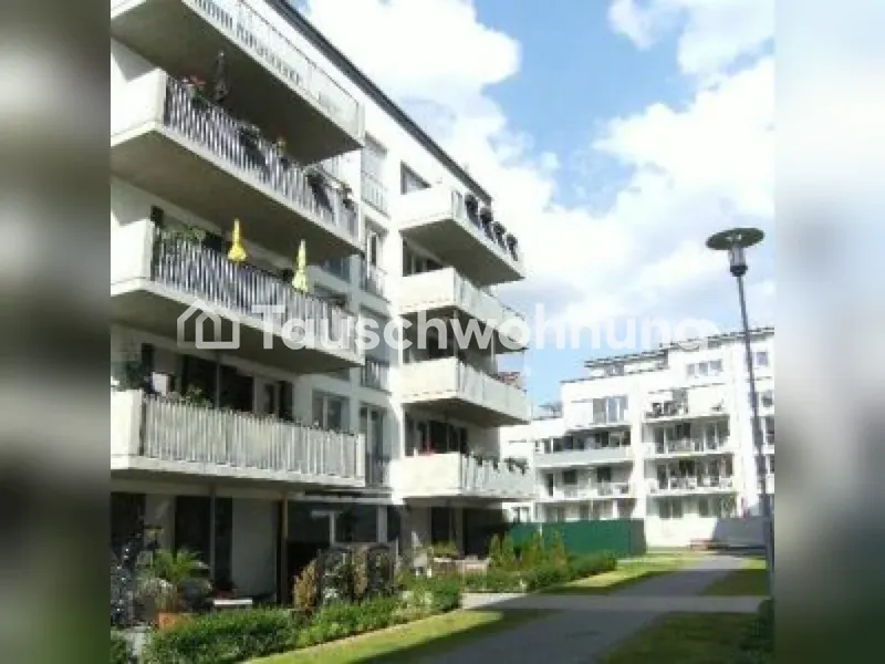Tauschwohnung: Lichtdurchflutete 4-Zimmerwohnung mit 2 Balkonen Lichtenberg — photo 1